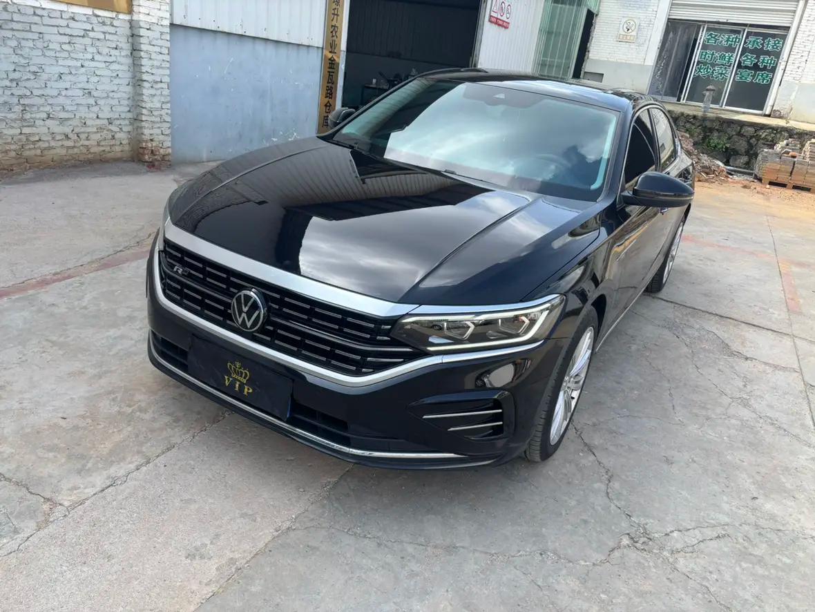 Volkswagen Passat 2022 г. 46007 км.