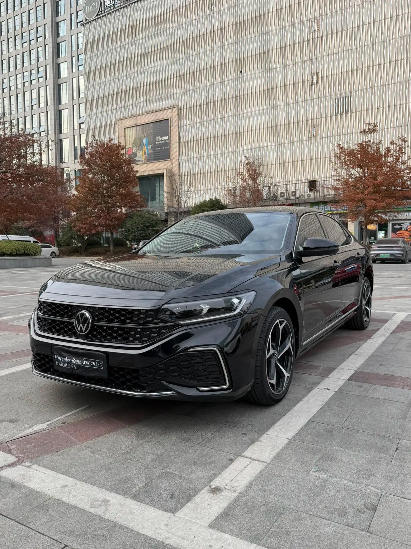Volkswagen Passat 2022 г. 105147 км.
