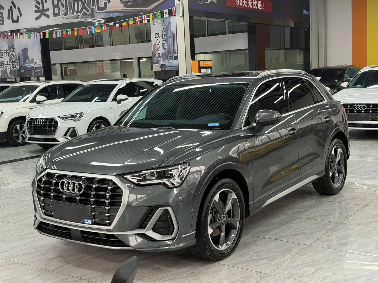 Audi Q3 2022 г. 42148 км.