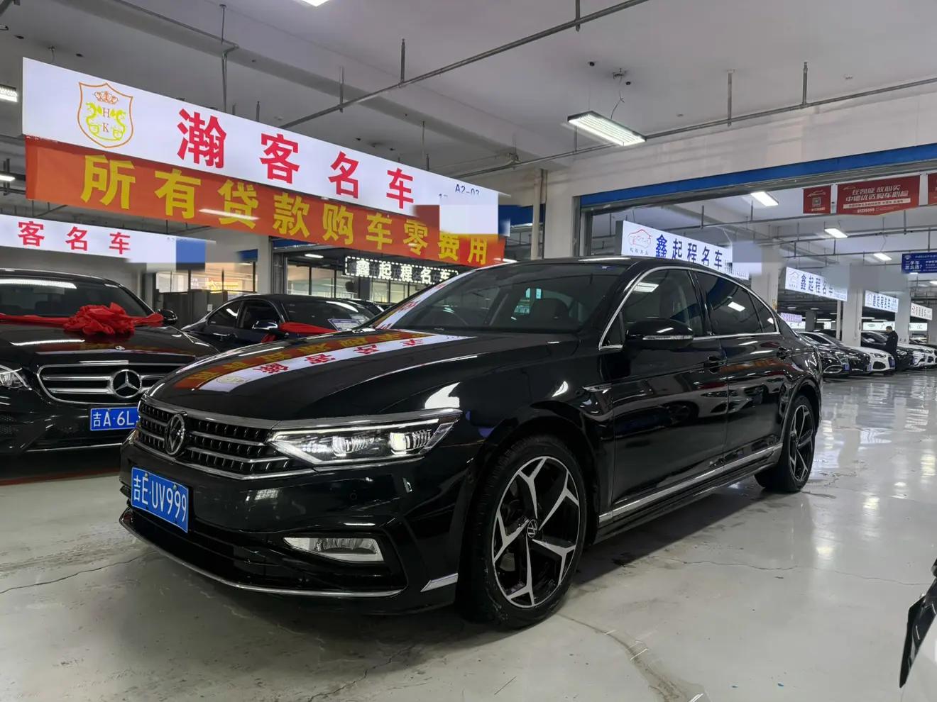 Volkswagen Magotan 2023 г. 105011 км.