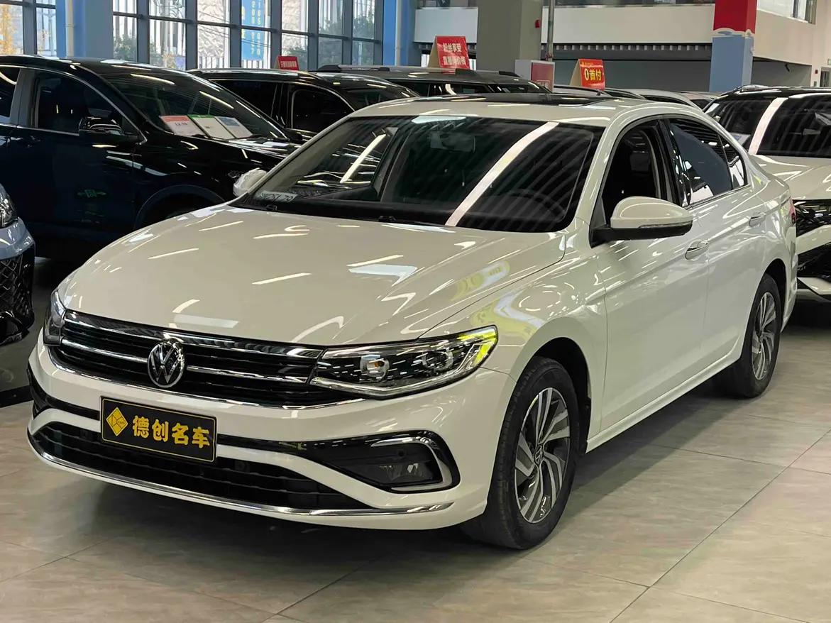 Volkswagen Bora 2023 г. 44148 км.