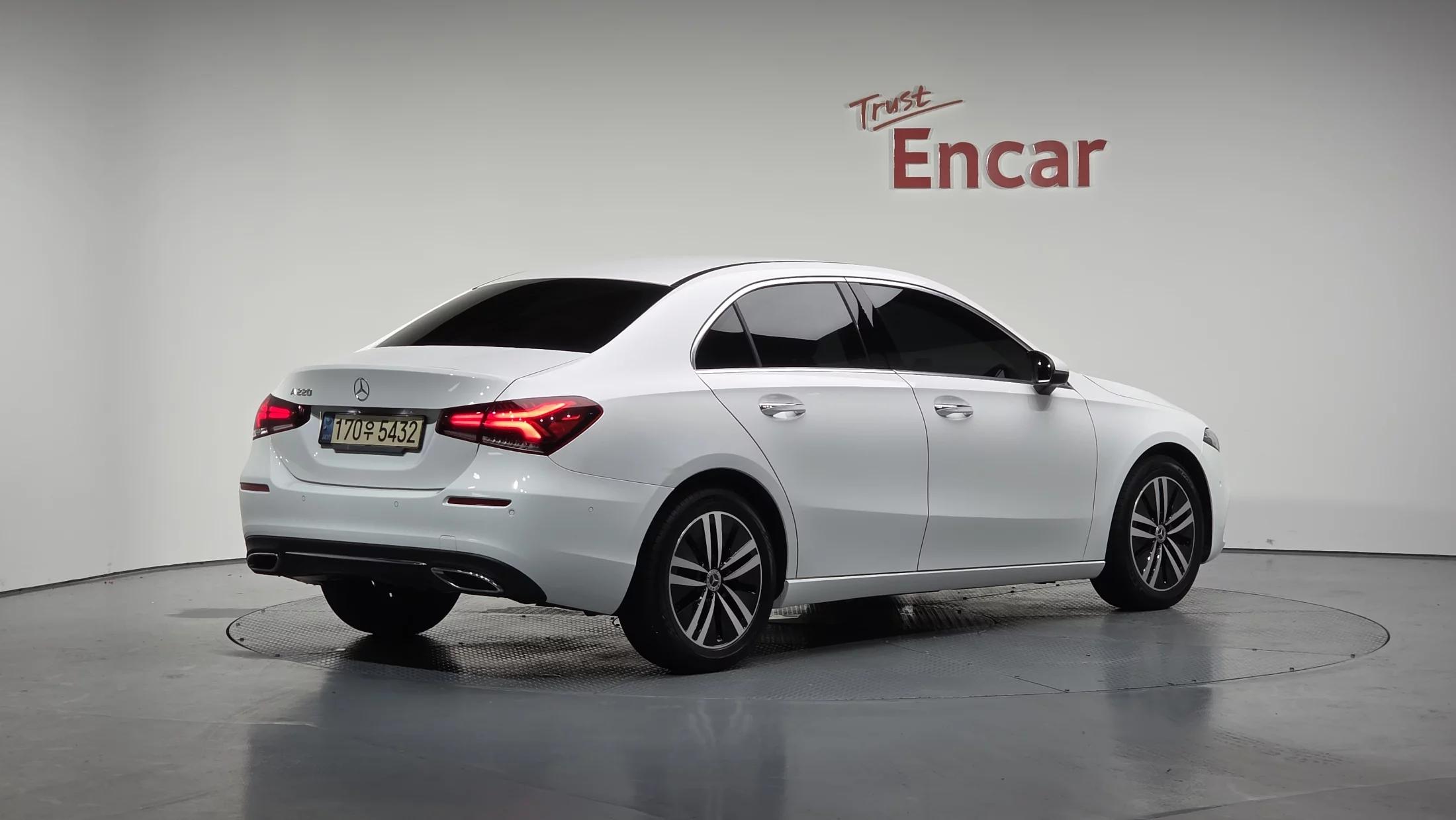 Mercedes-Benz A-Class A220 Sedan, 2021 г. 85823 км.