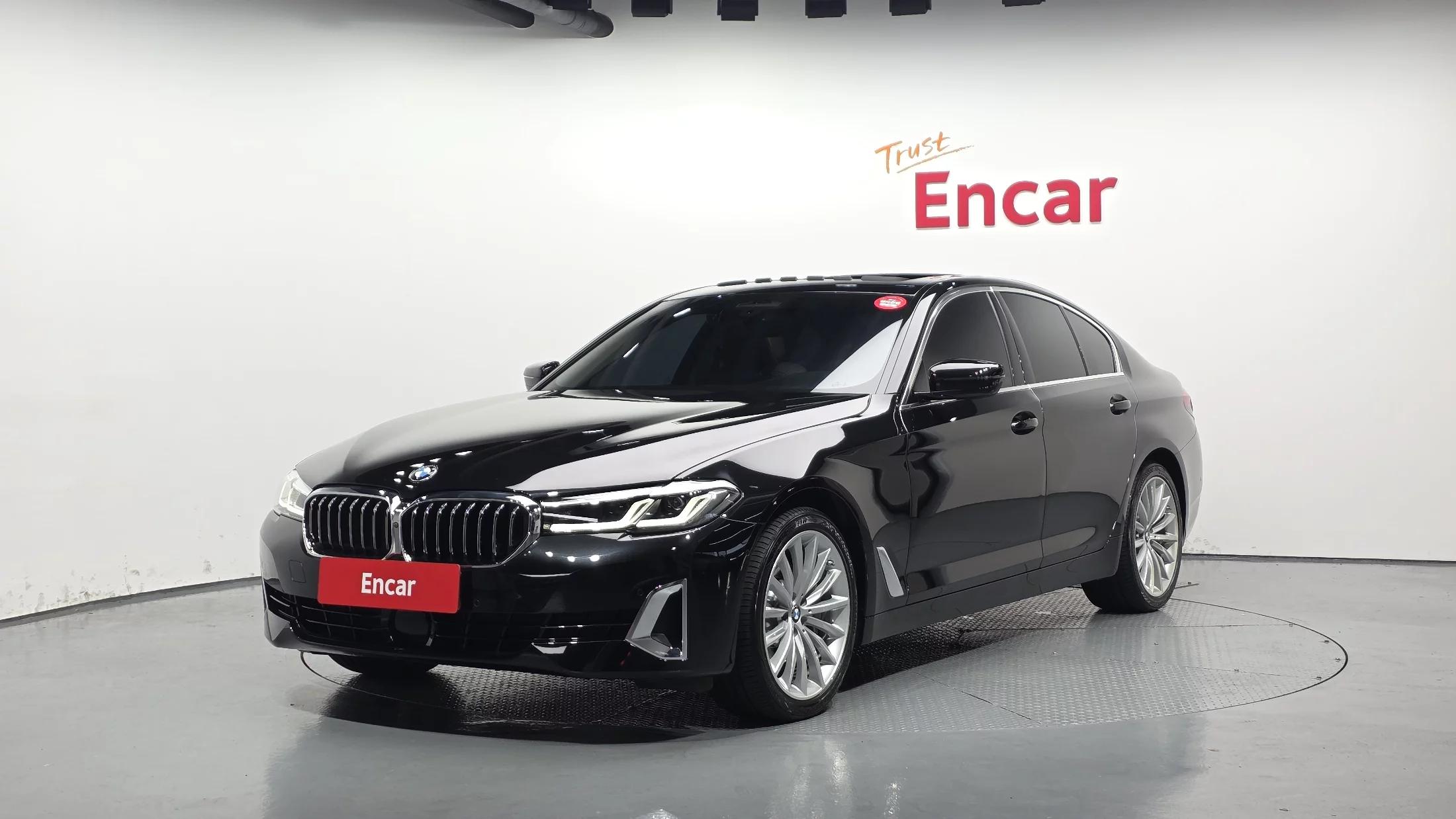 BMW 5-Series 530i xDrive Luxury, 2023 г. 21456 км.