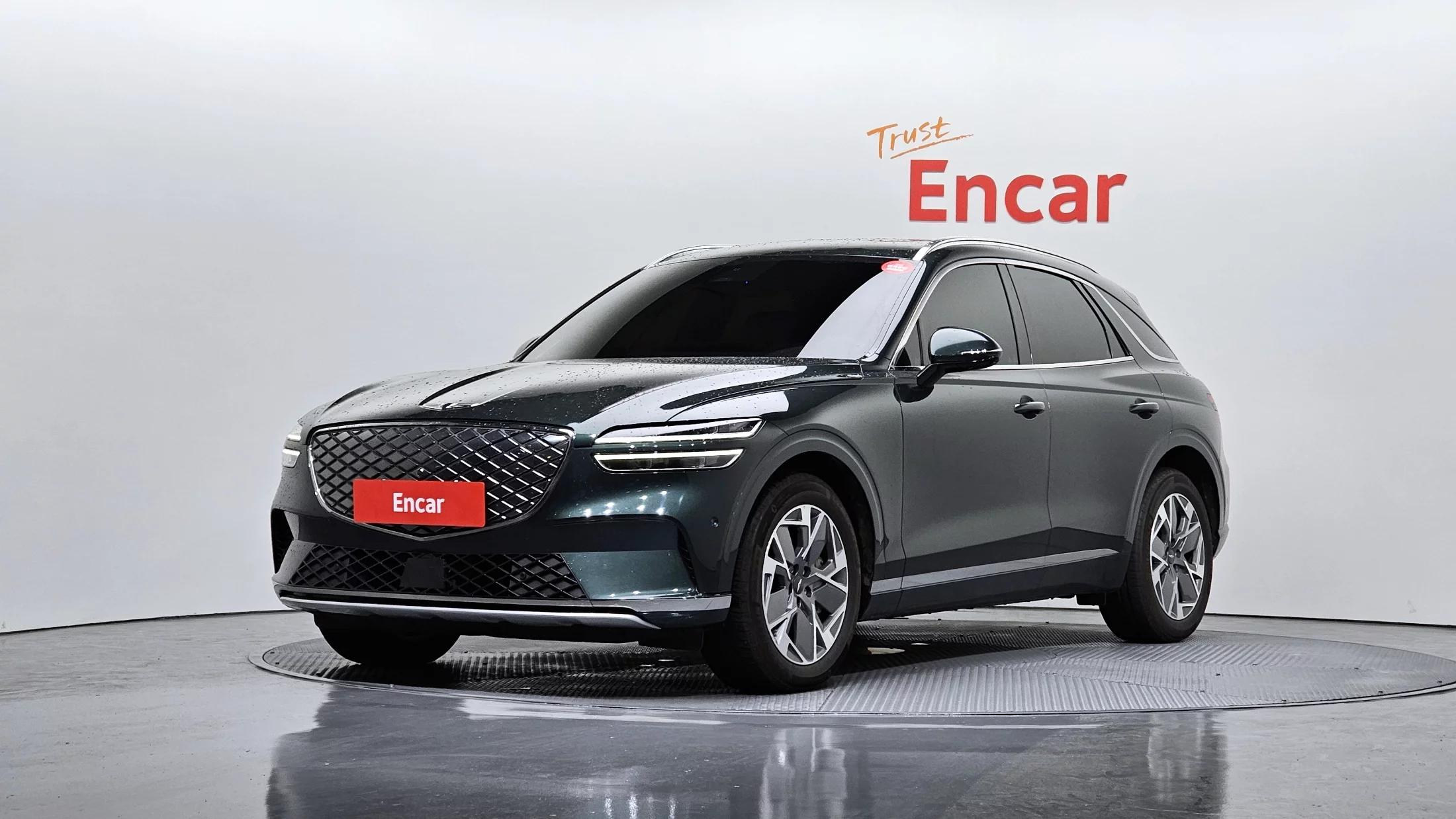 Genesis GV70 e-AWD, электромобиль, 2022 г. 39710 км.