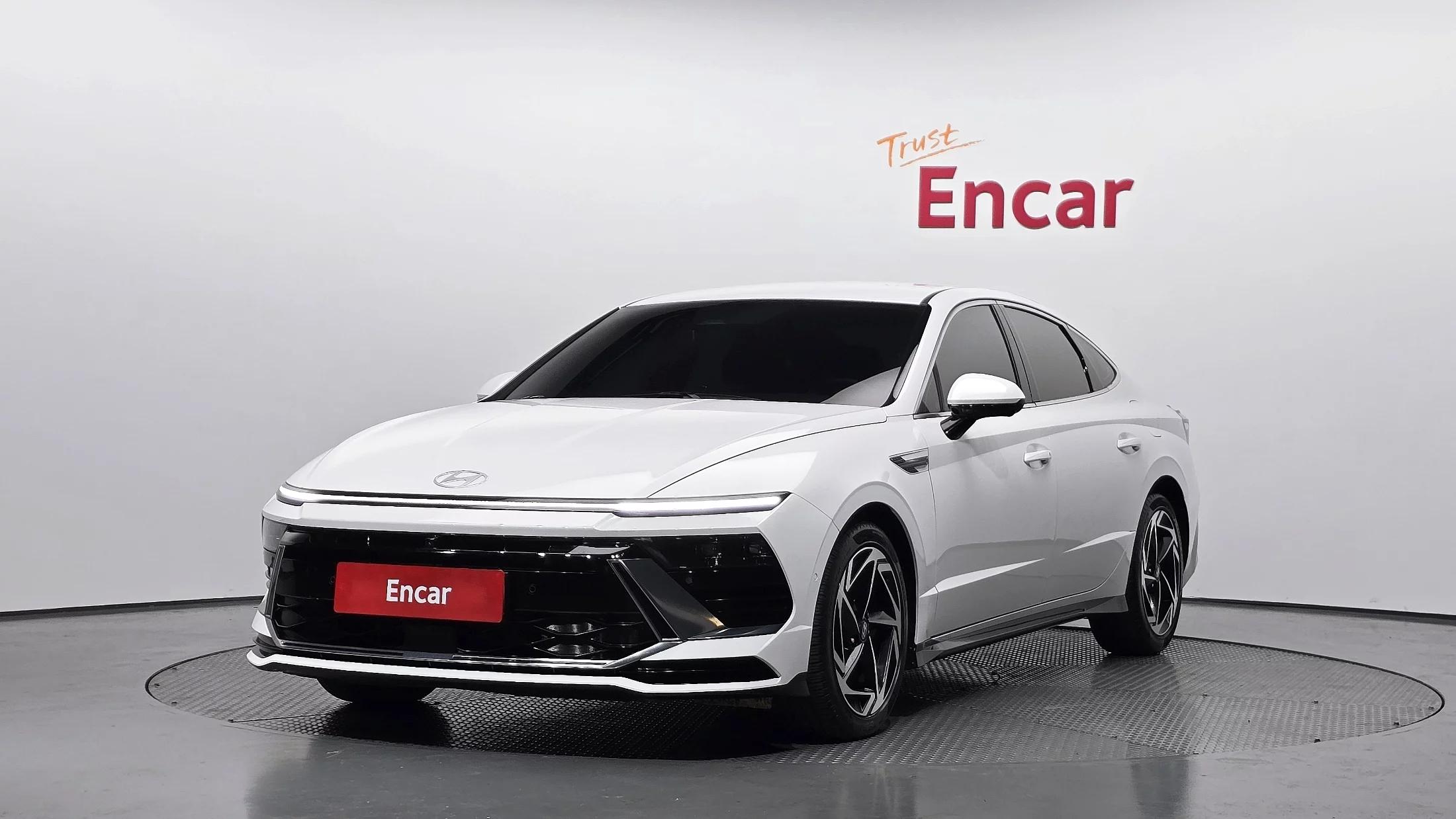 Hyundai Sonata 2.0 Exclusive, 2023 г. 13034 км.