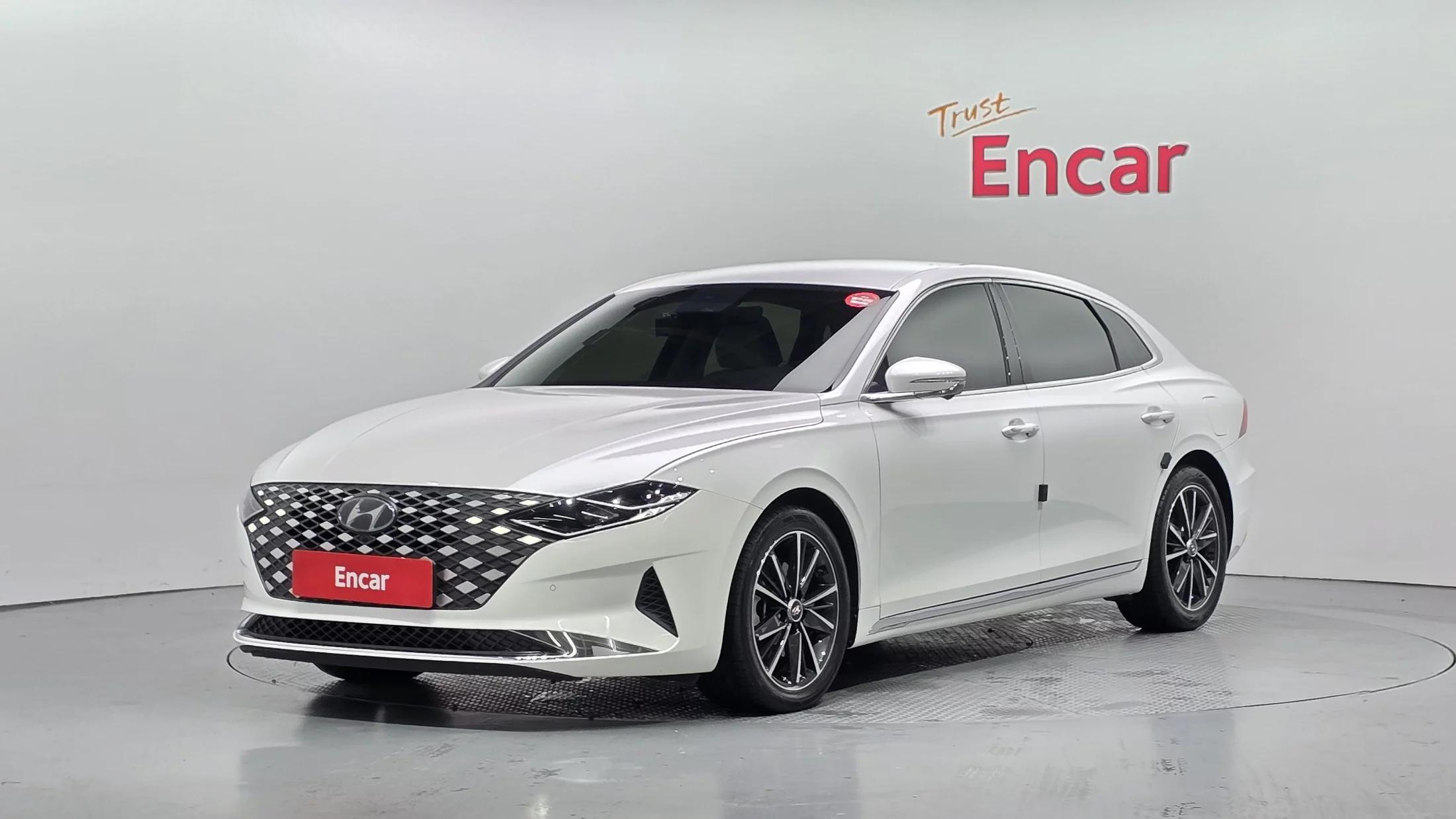 Hyundai Grandeur 2.5 Le Blanc, 2021 г. 45037 км.
