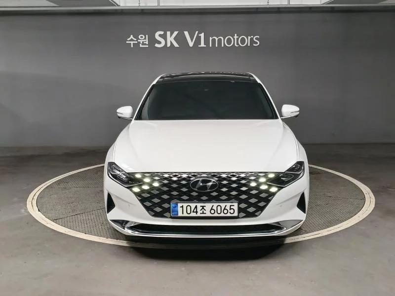 Hyundai Grandeur Le Blanc, гибрид, 2022 г. 75884 км.